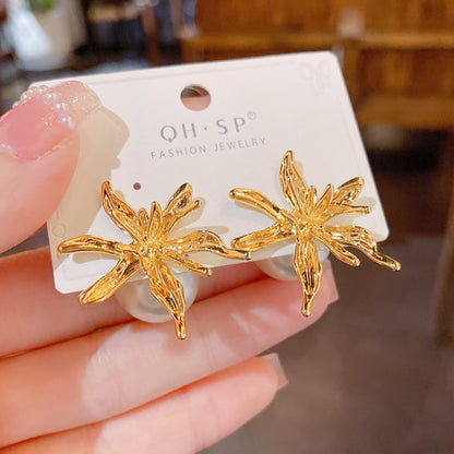 Personalized Cold Style Metal Flower Exaggerated Pearl Earrings Earrings