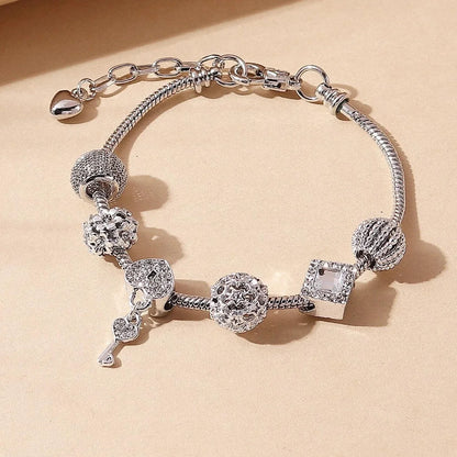 Bracelet hook