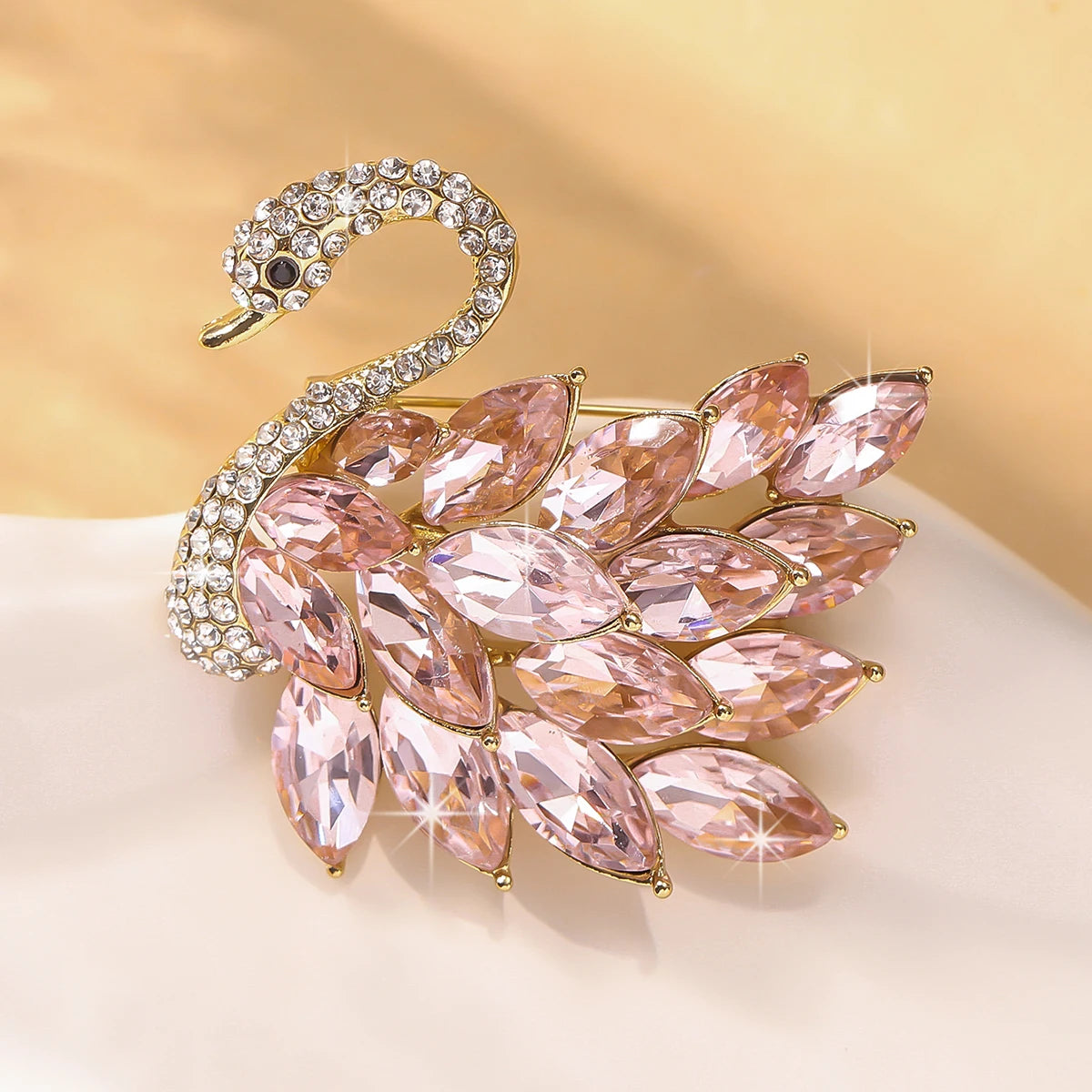 Elegant Crystal Swan Brooch for Women and Girls - Sparkling Rhinestone Animal Pin-804014